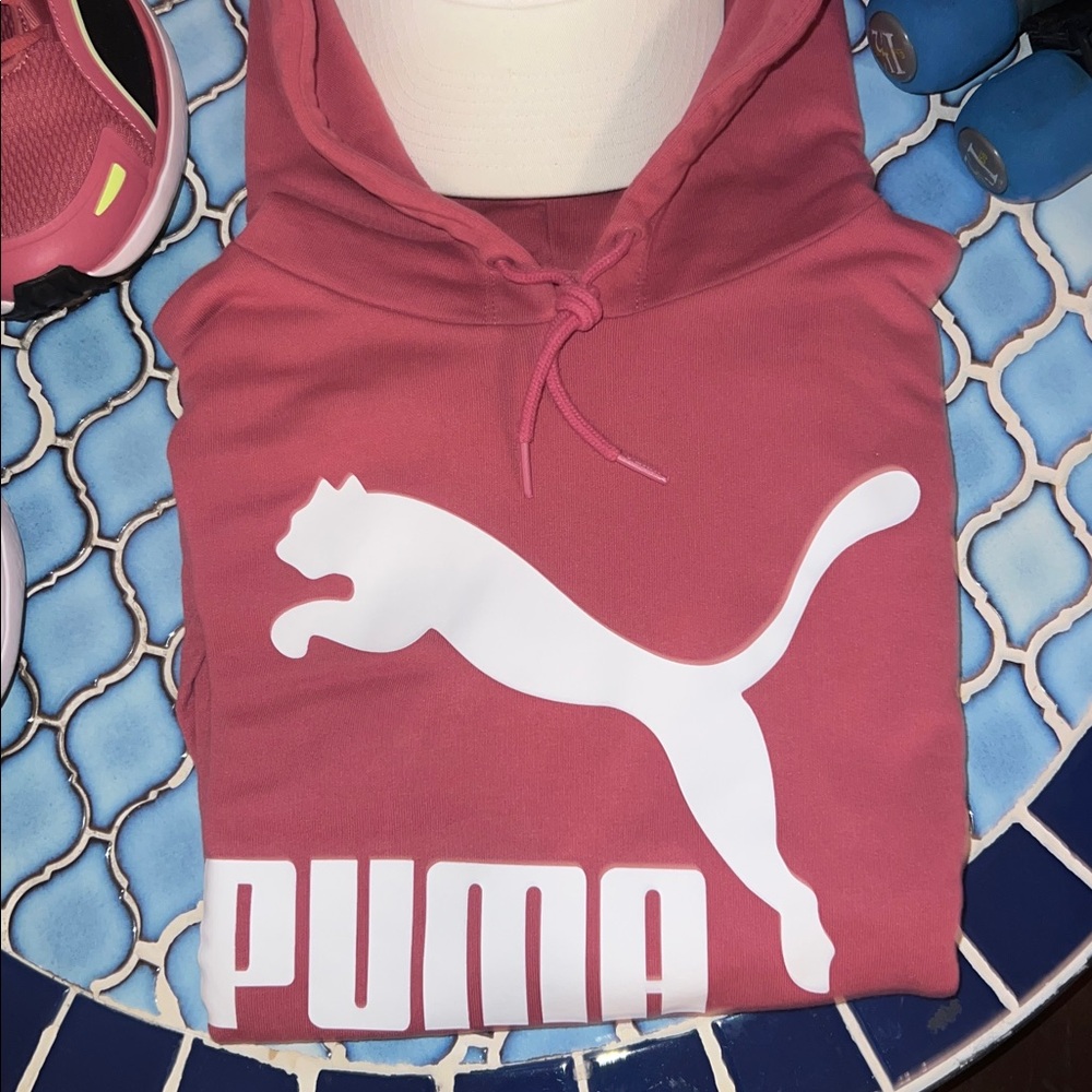 🐾PUMA NWOT HOODIE🐾 - Picture 2 of 5